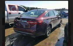 تويوتا أفالون